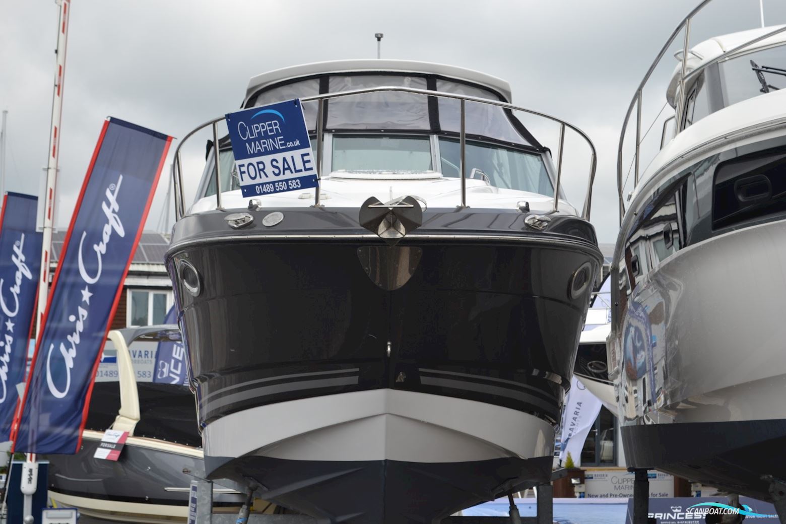 Monterey 275 Sport Yacht