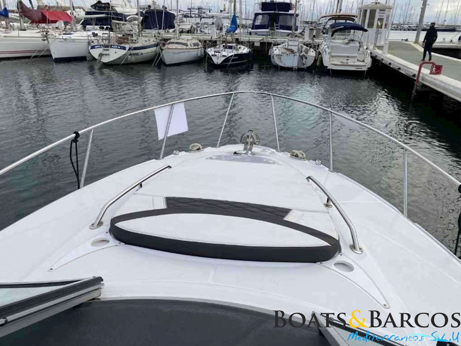 Monterey 295 Sport Yacht