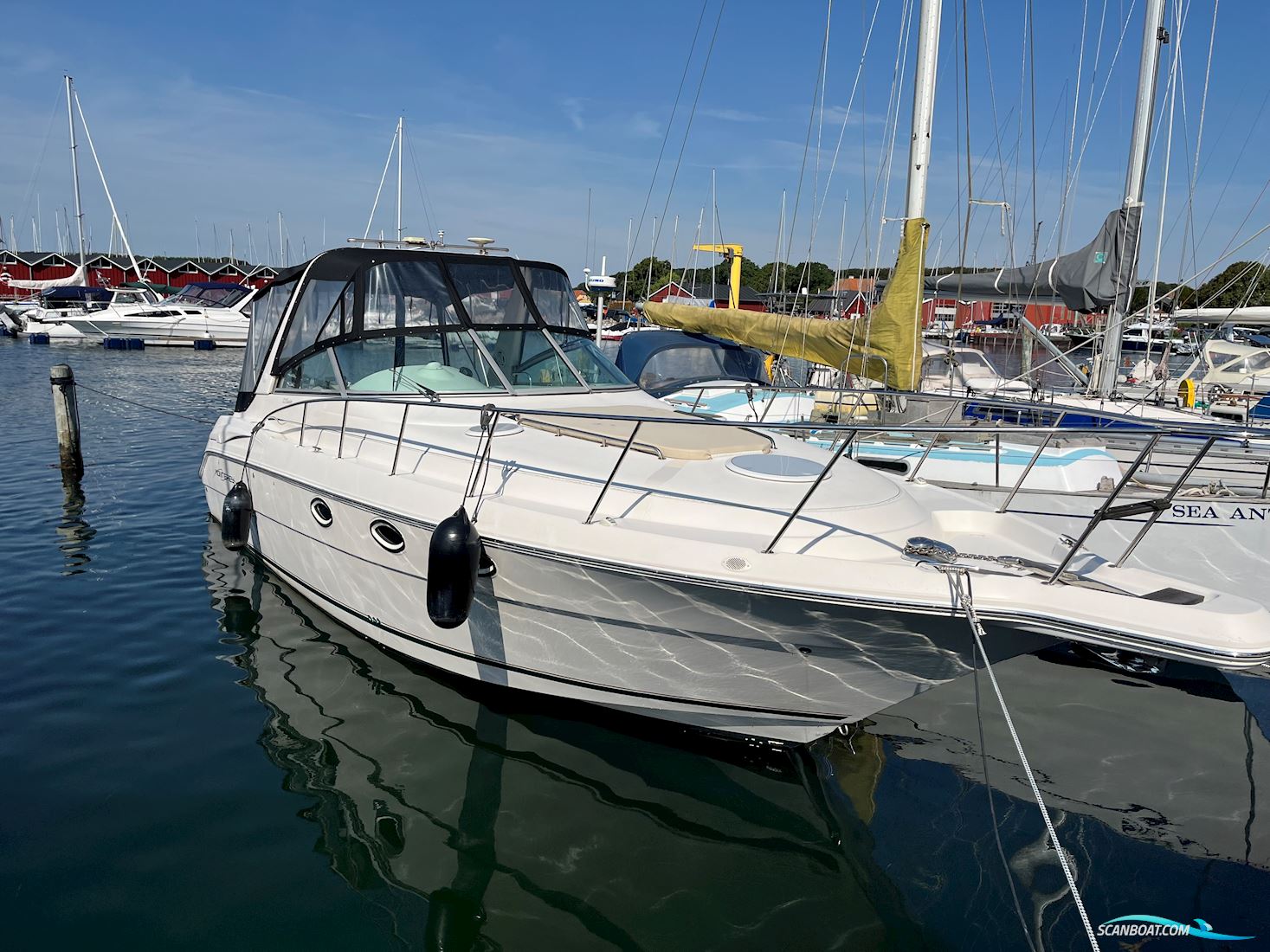 Monterey 322 Cruiser