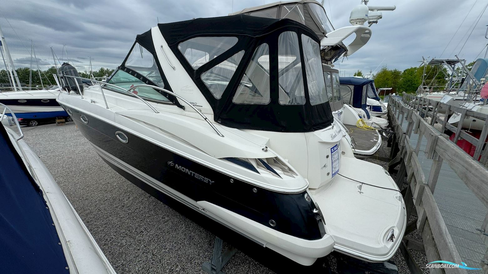 Monterey 350 / 370 Yacht Motorboten 2007, met Volvo Penta motor, Denemarken