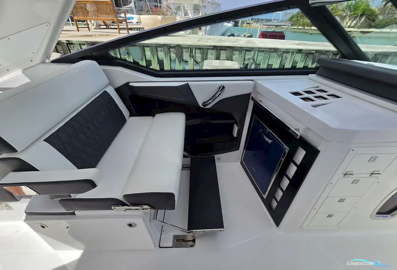 Monterey 378 Super Express