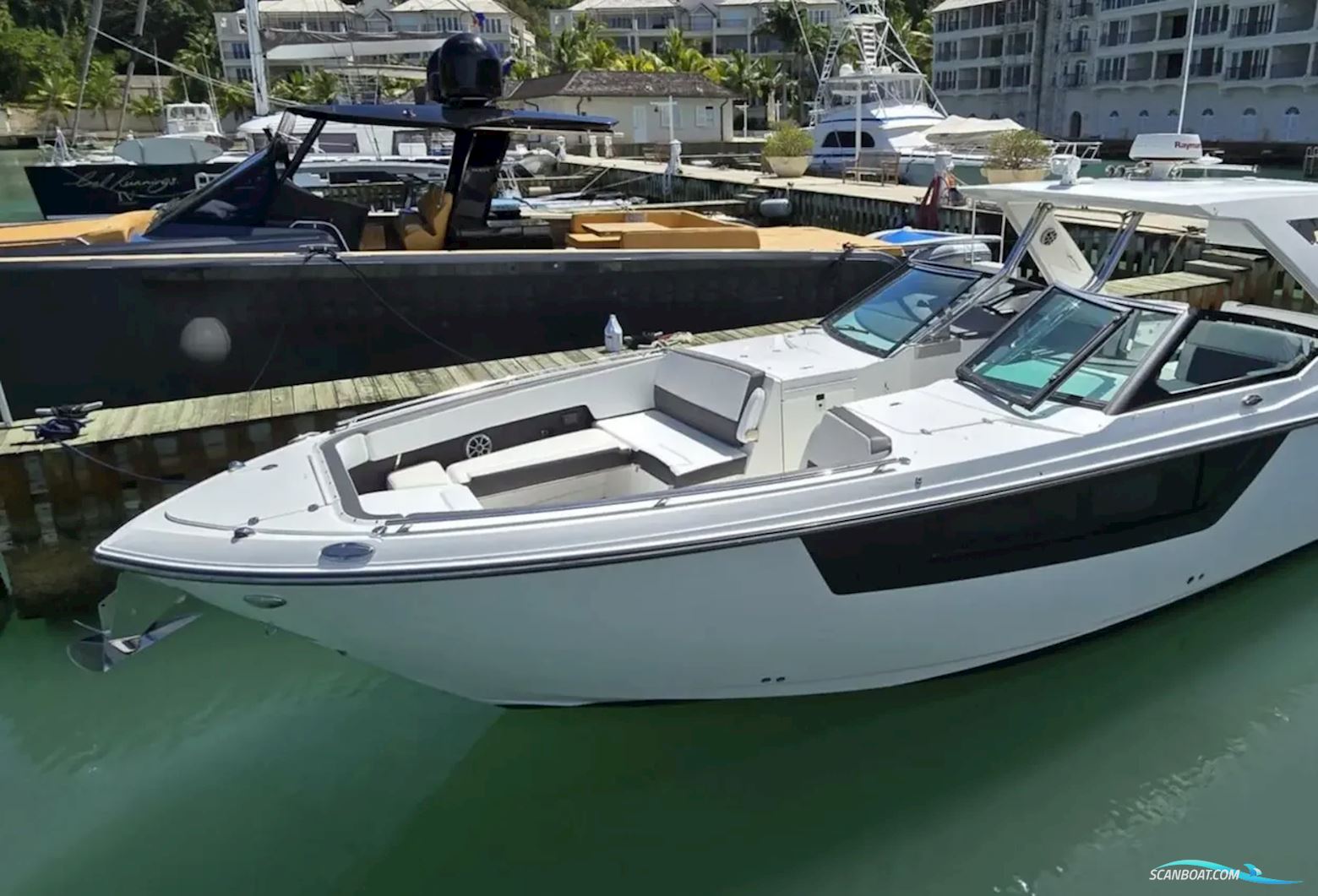 Monterey 378 Super Express Motorboten 2018, met Mercruiser motor, Geen landeninfo
