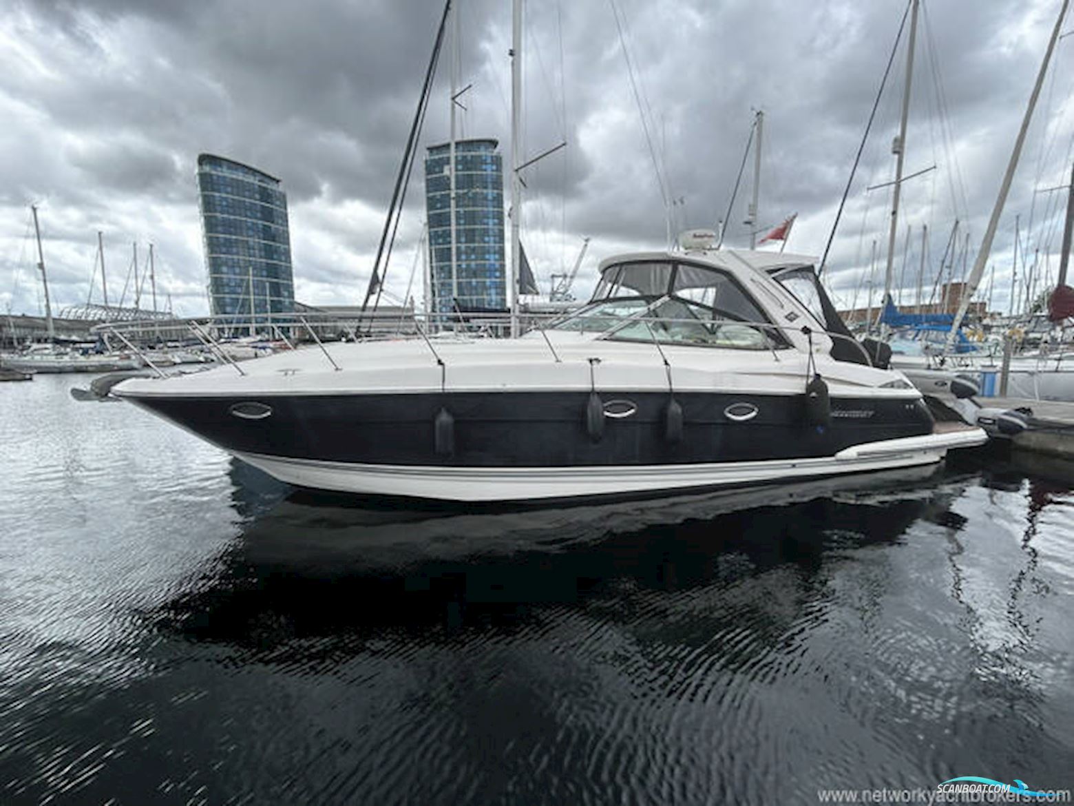 Monterey 415 Sports Yacht