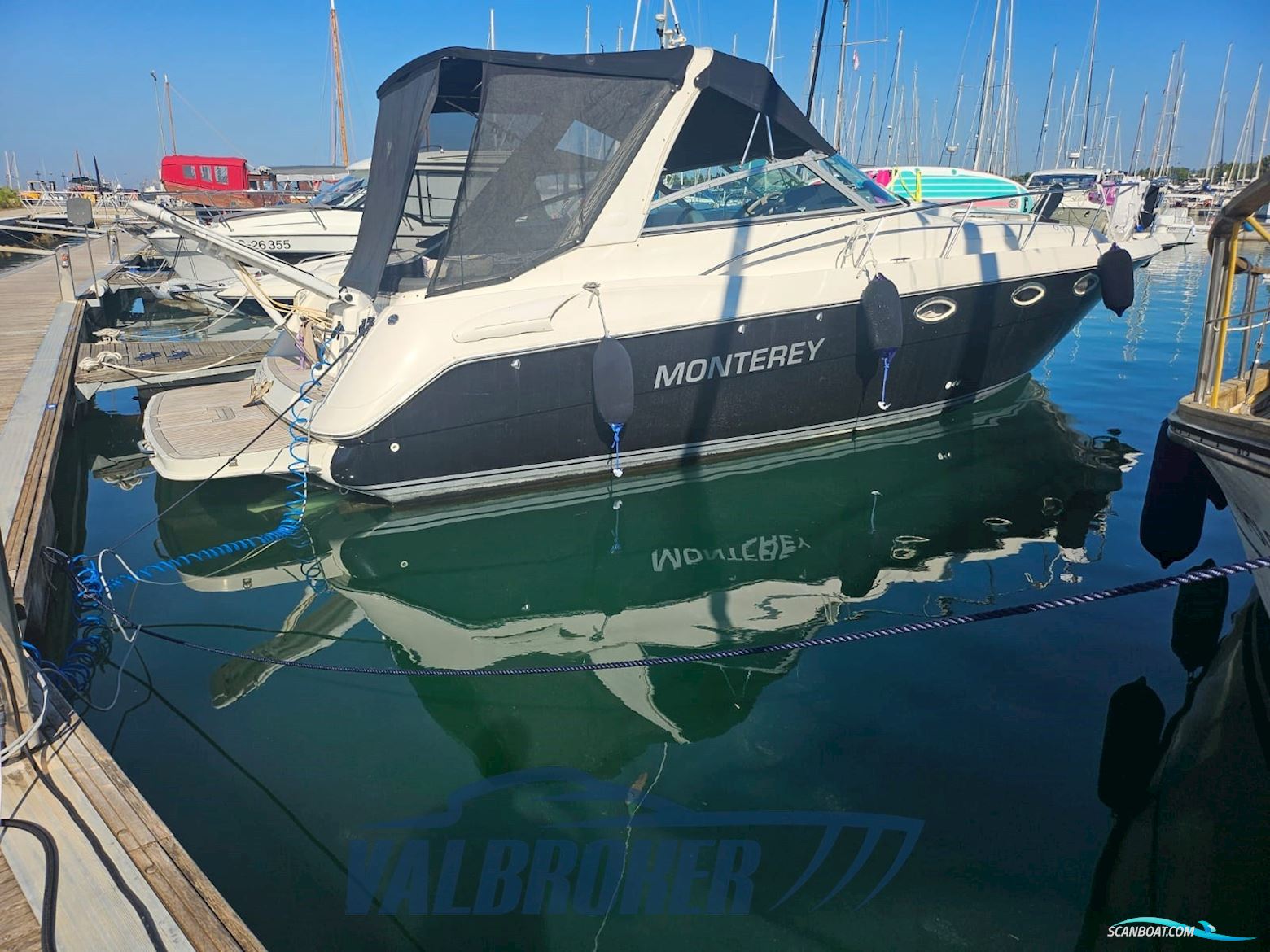 Monterey Boats 322 Cruiser