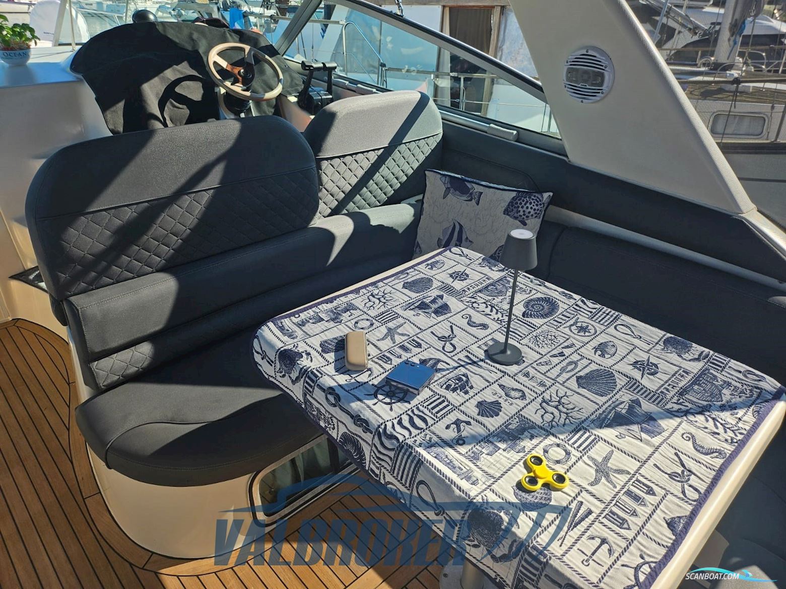 Monterey Boats 322 Cruiser