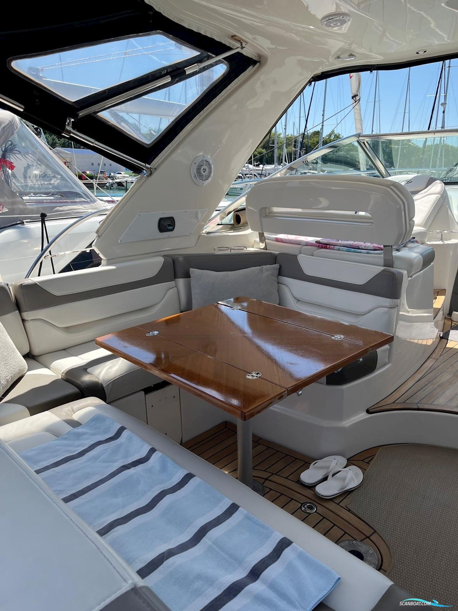 Monterey Boats Monterey 415 Sport