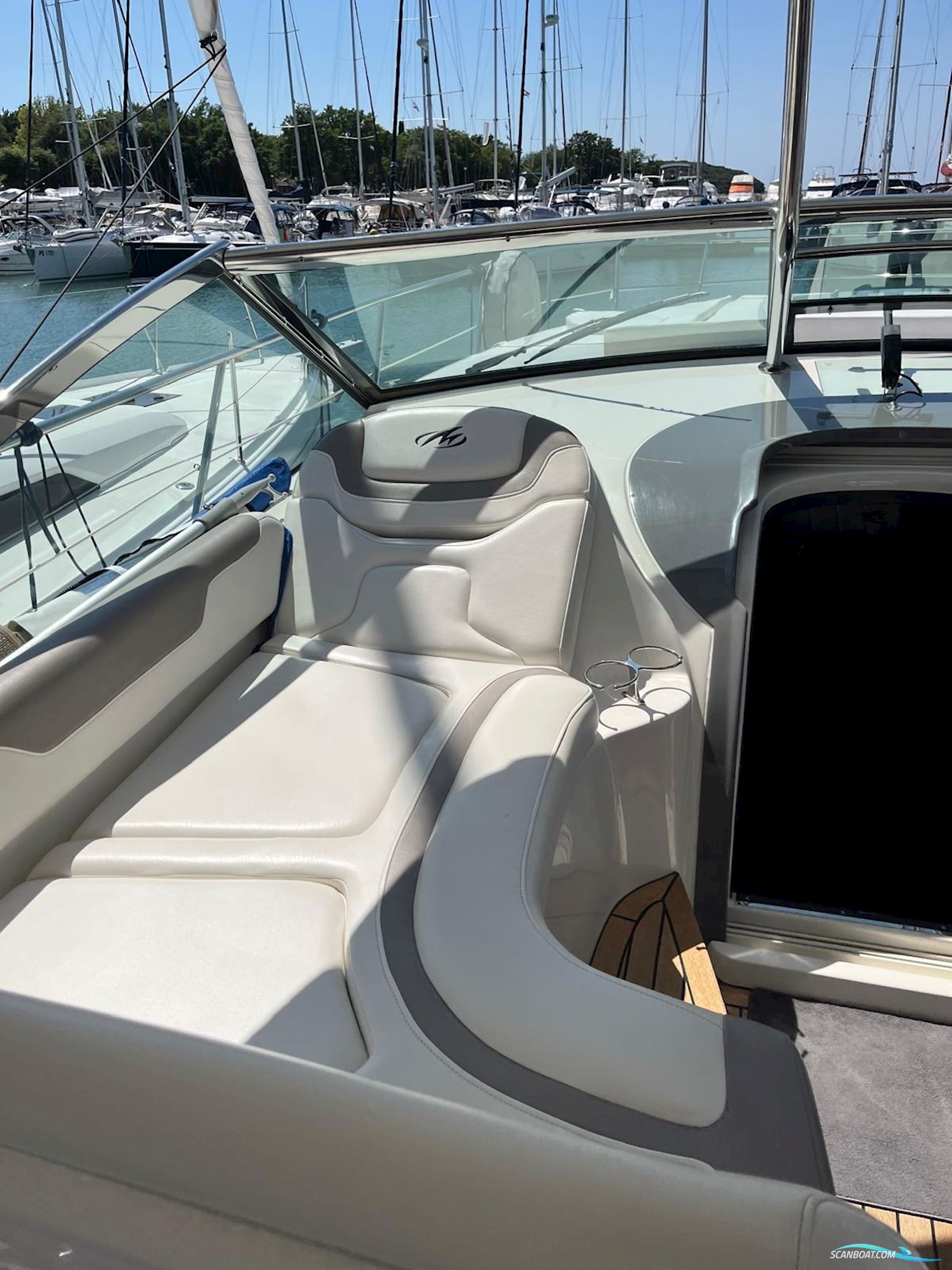 Monterey Boats Monterey 415 Sport
