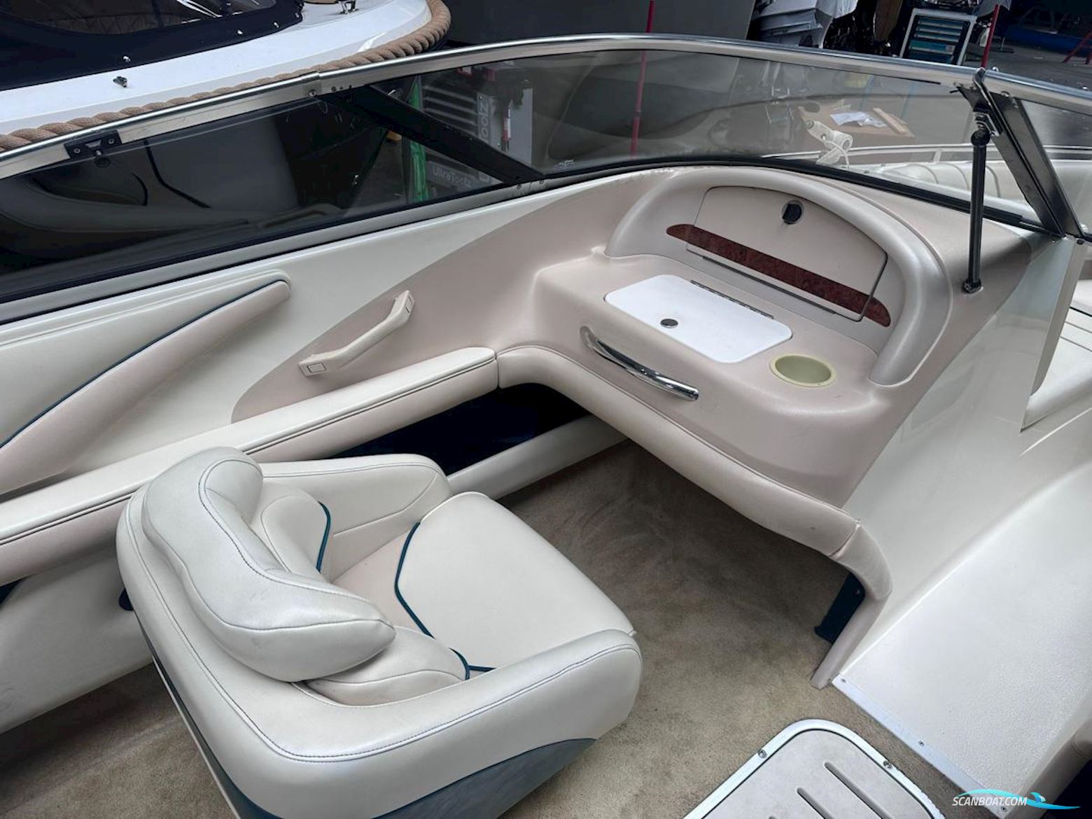 Monterey Montura 196 Bowrider