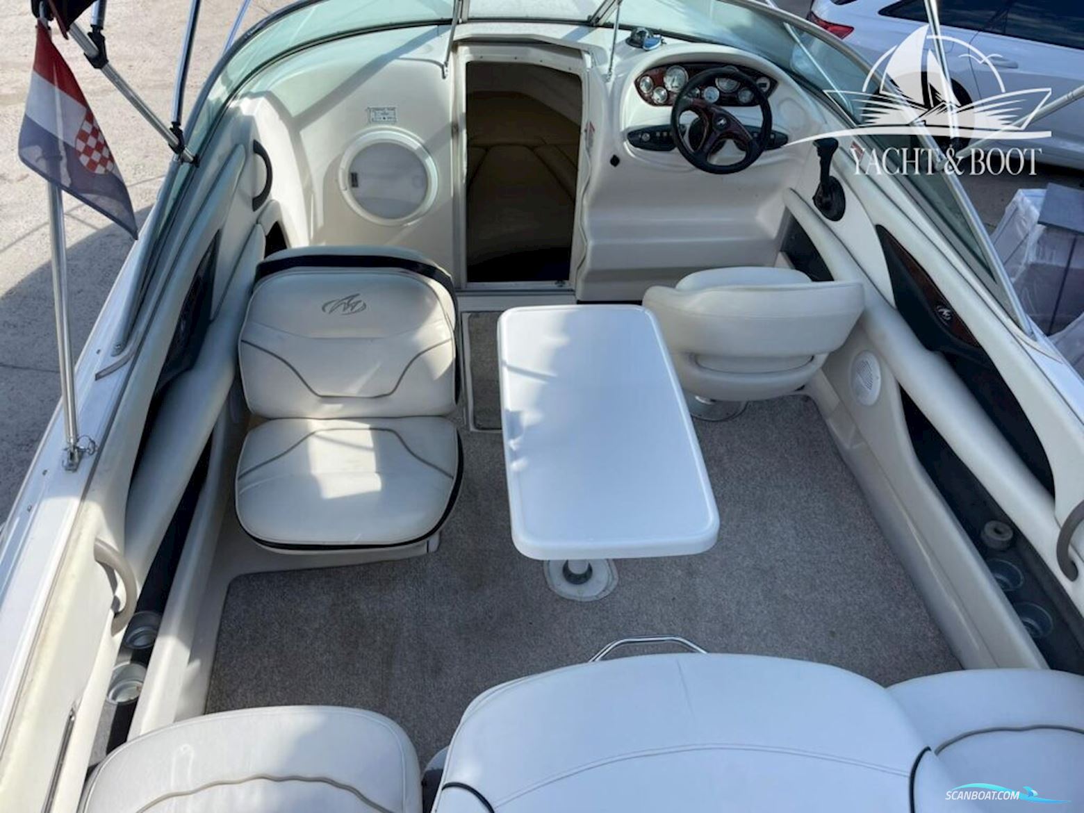 Monterey Montura 218 LC