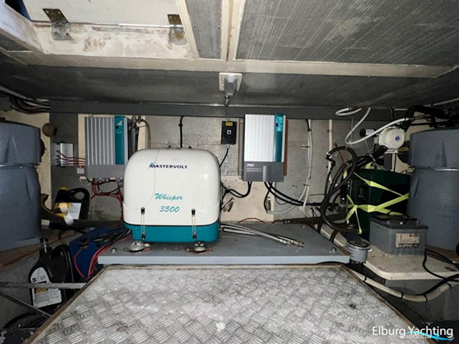 Moody Trawler 50 - Stabilizers 