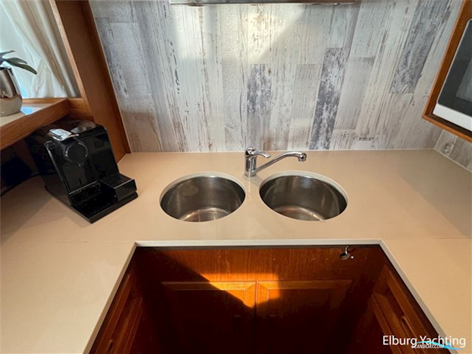 Moody Trawler 50 - Stabilizers