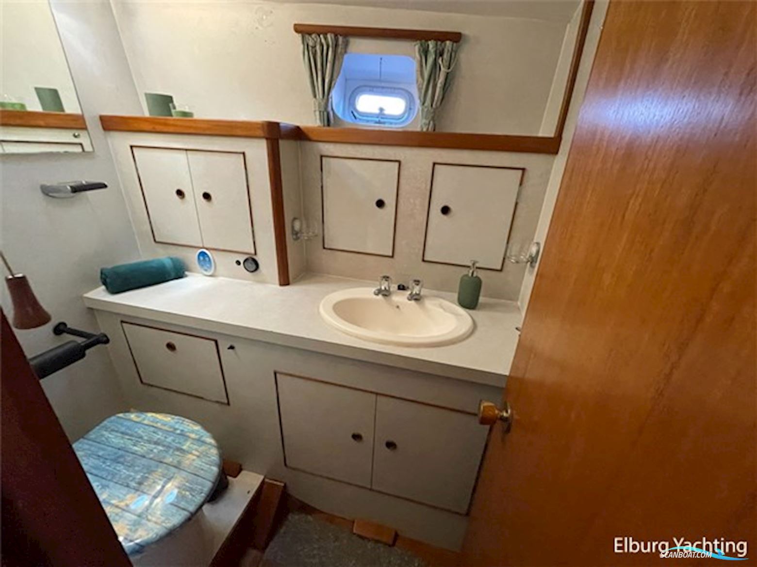 Moody Trawler 50 - Stabilizers