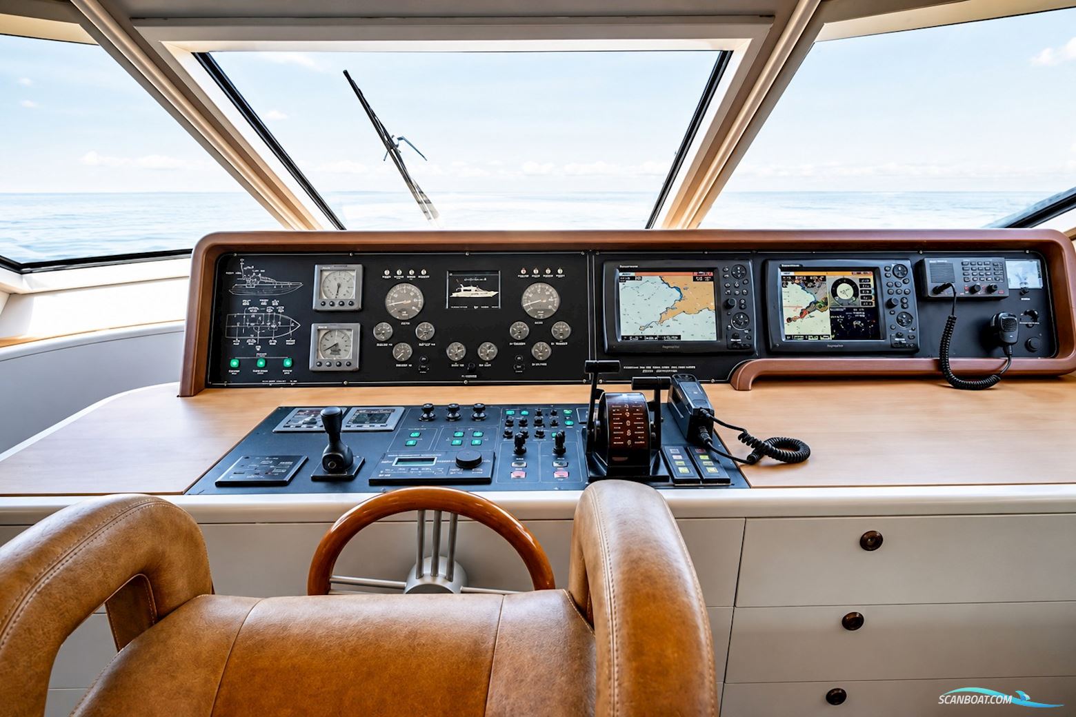 Moonen 68 Flybridge