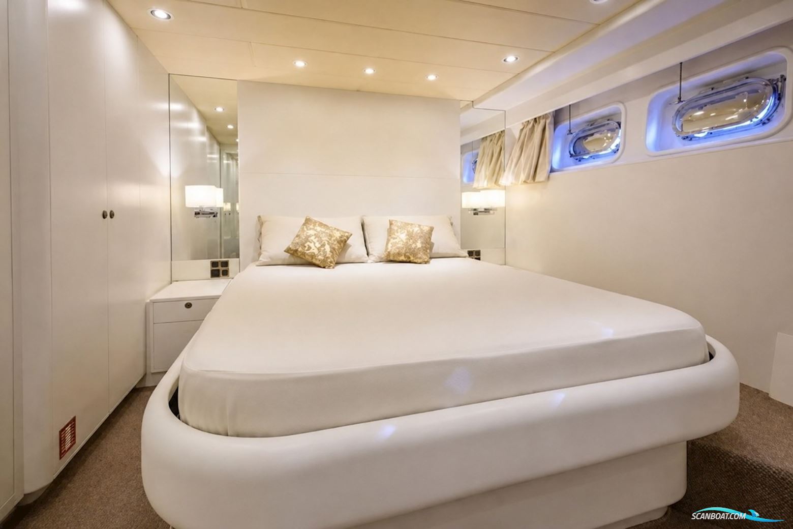 Moonen 68 Flybridge