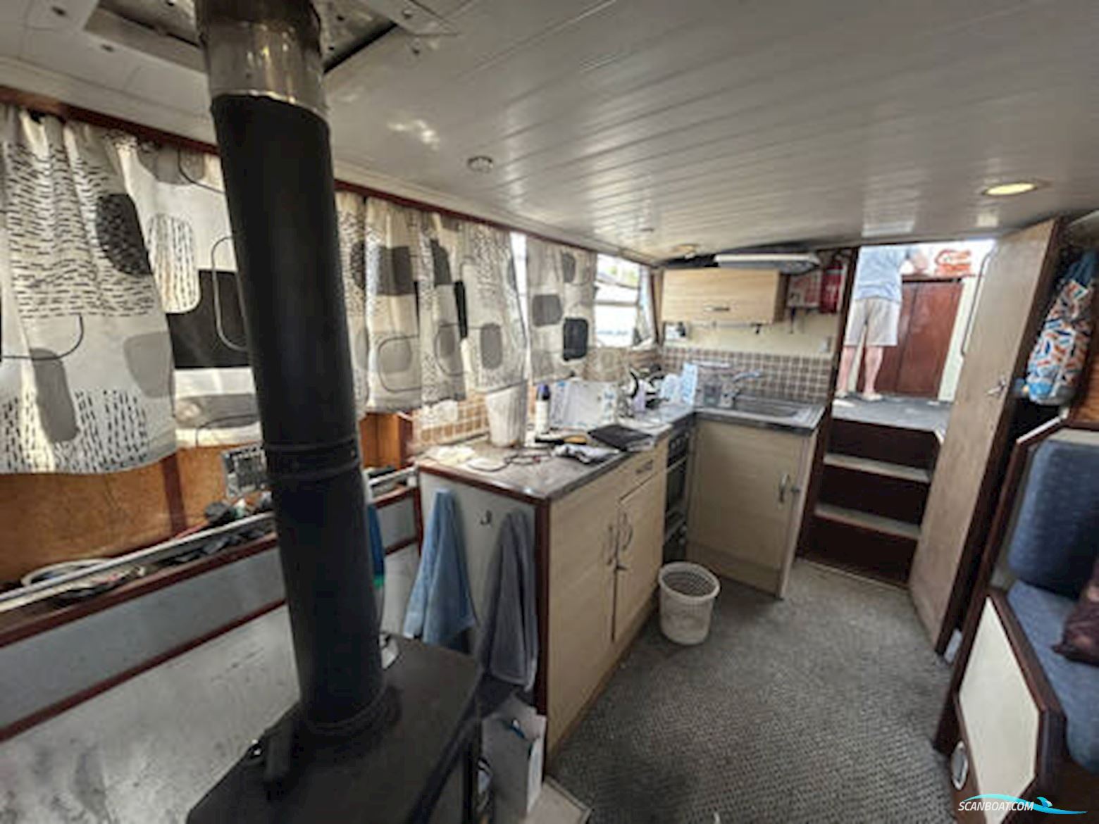 Moonraker 36