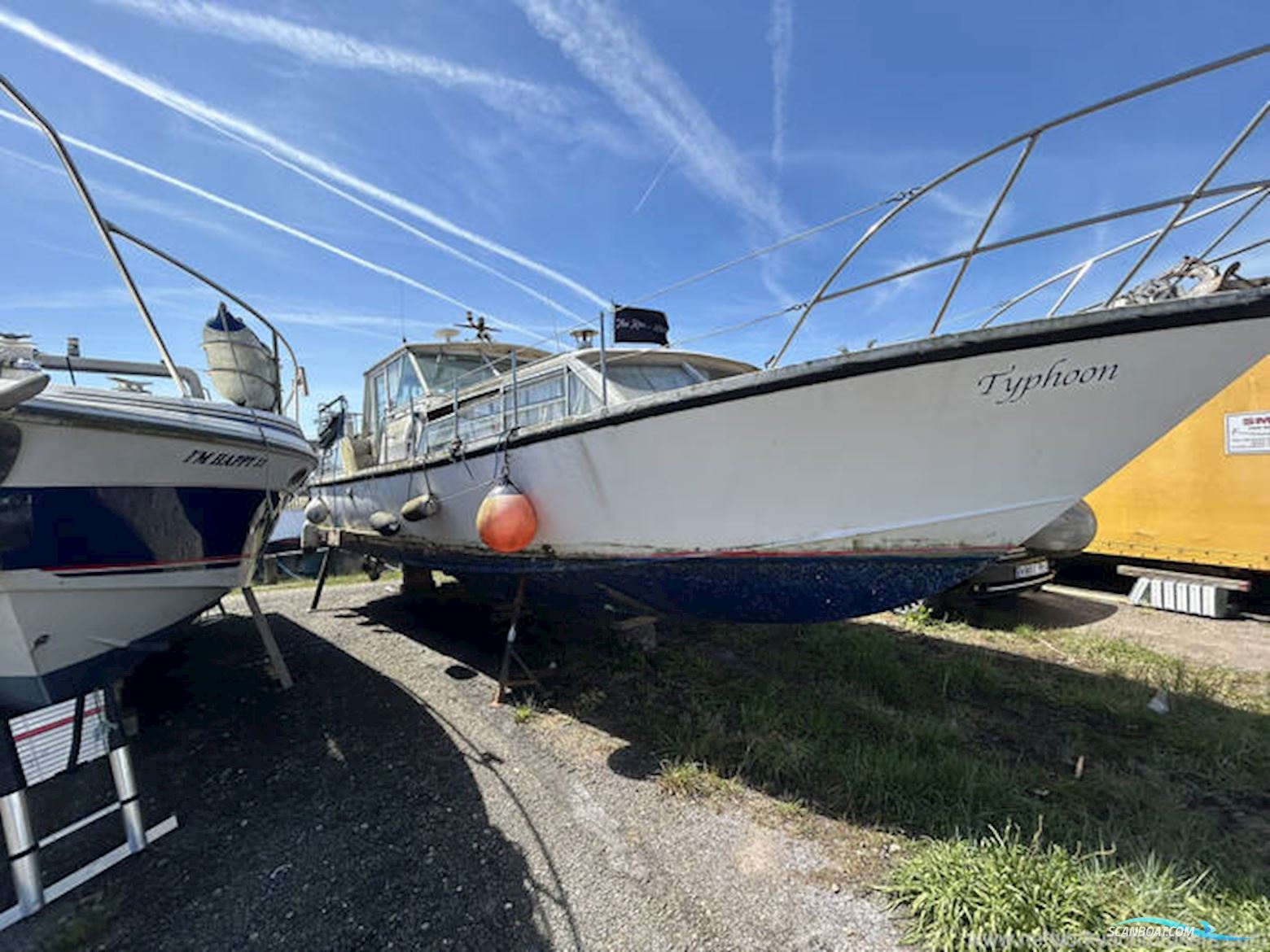 Moonraker 36