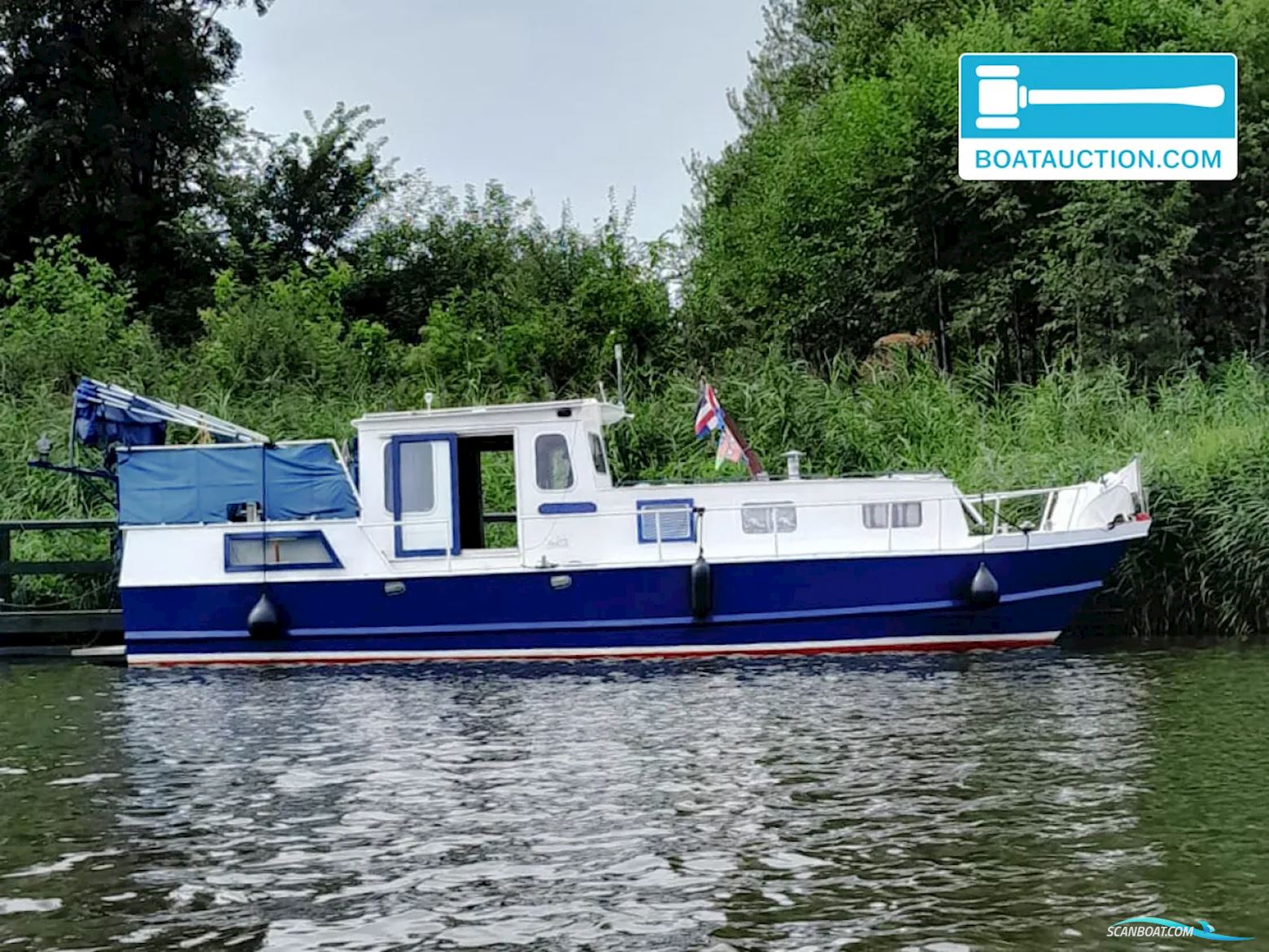 Motorboat 1050 Motorboten 1980, met Mercedes motor, The Netherlands