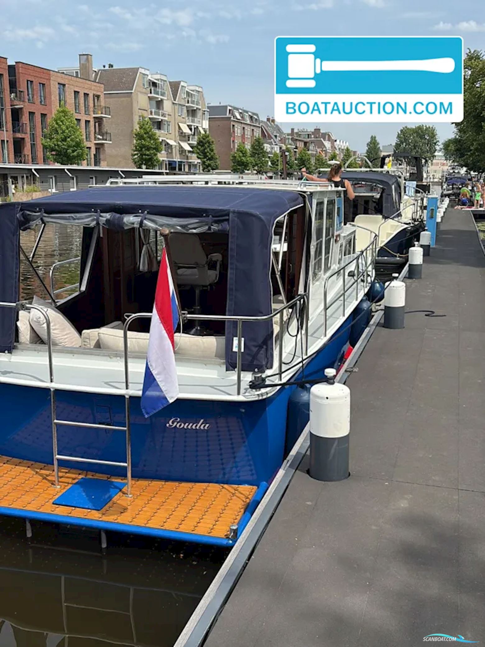 Motorboat 1050