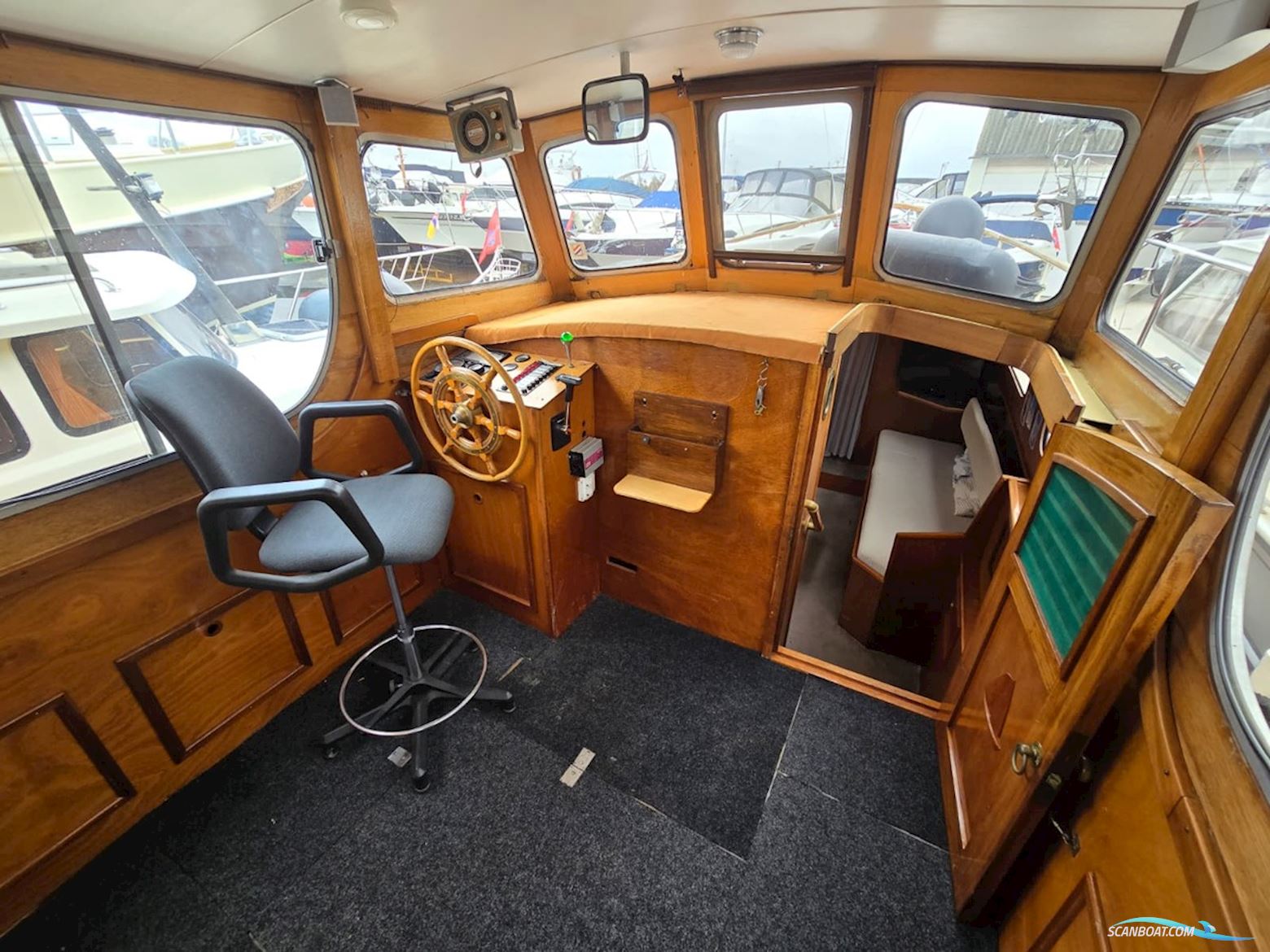 Motorjacht Lovely  985 OK