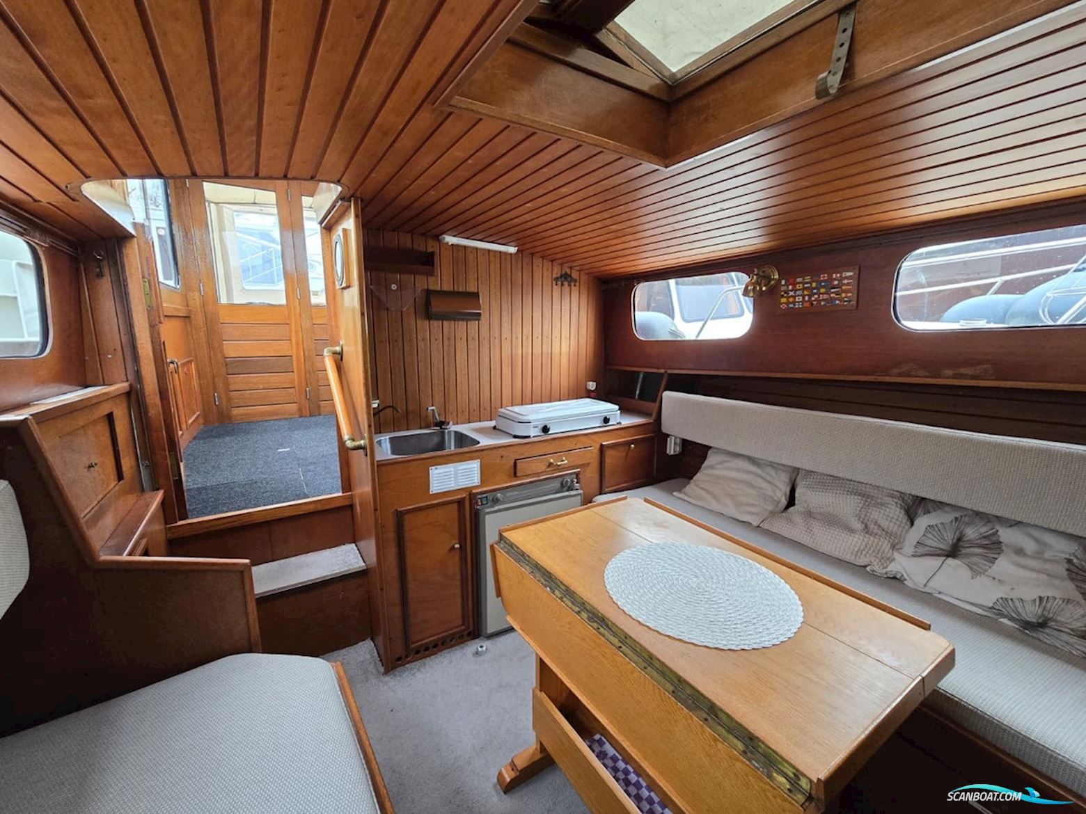 Motorjacht Lovely  985 OK