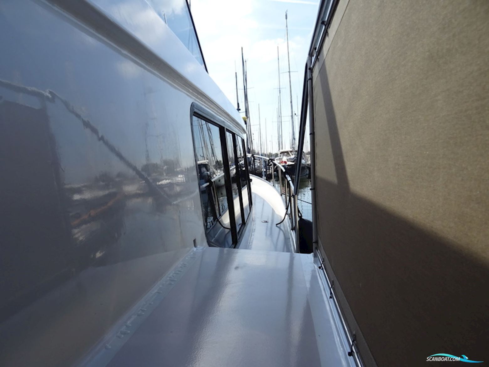 Motorkruiser 12.50 Divali