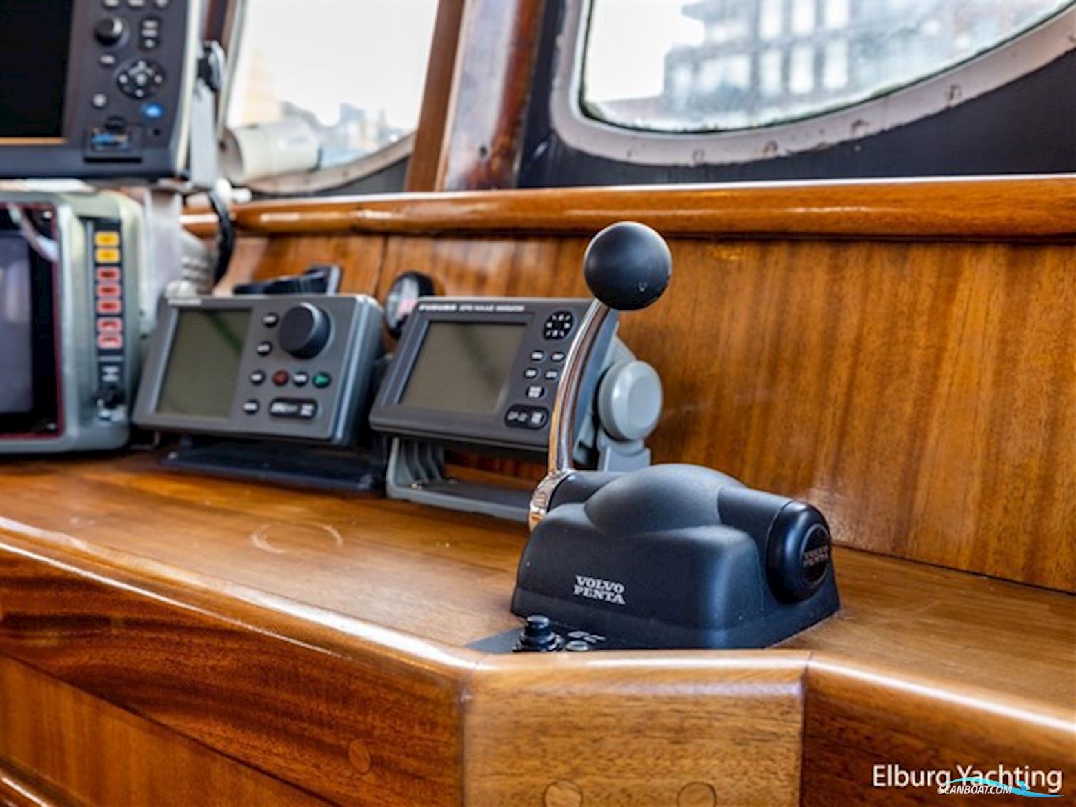 Motoryacht Cape Heima  - Wonen op het water 