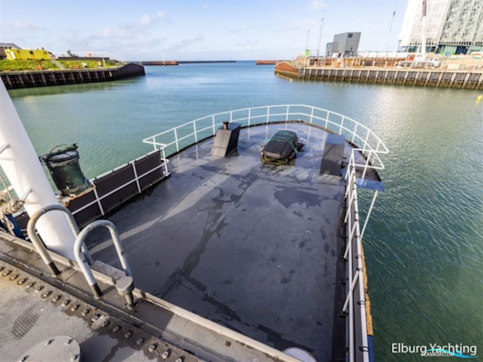 Motoryacht Cape Heima  - Wonen op het water 