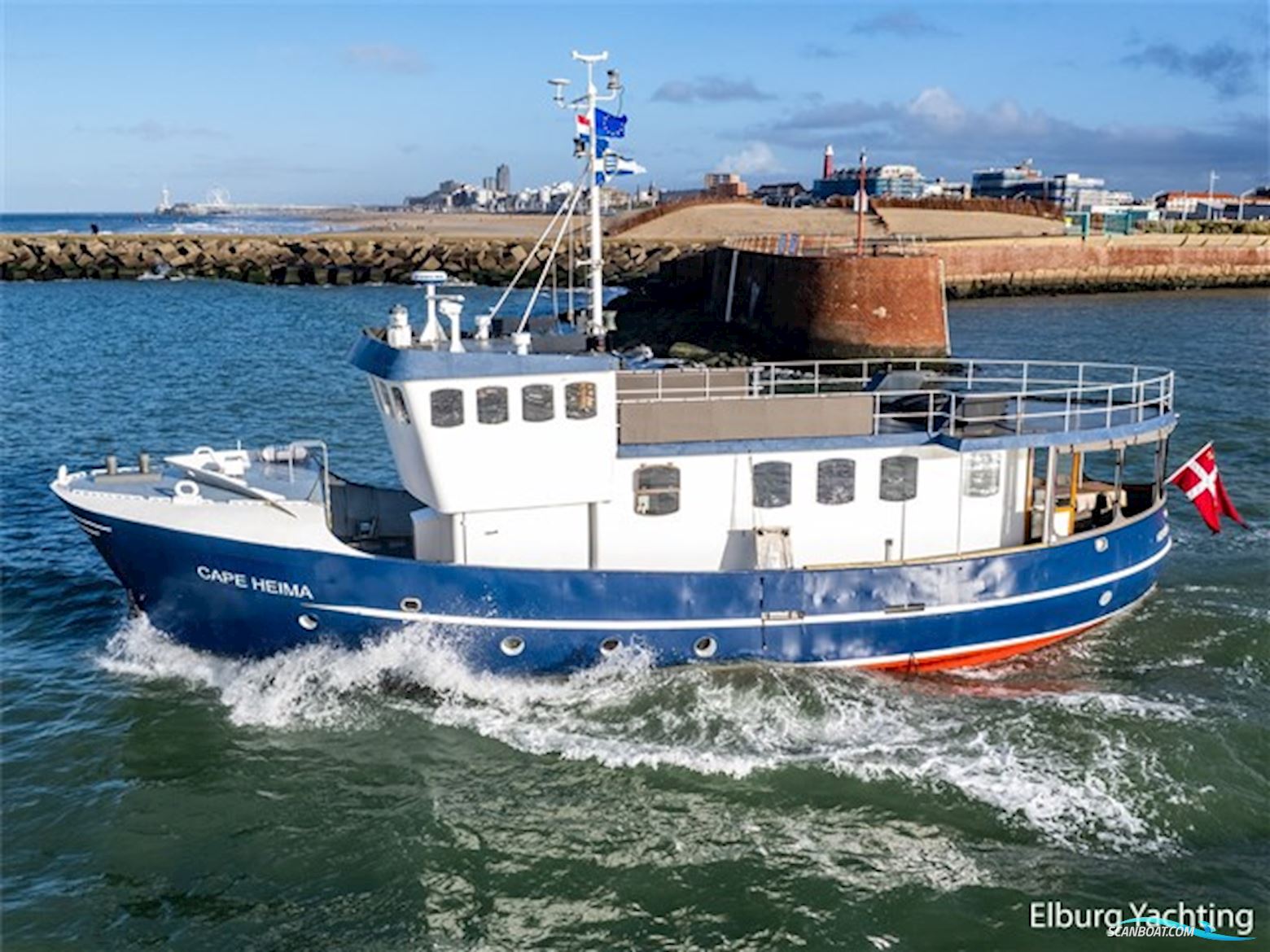 Motoryacht Cape Heima  - Wonen op het water 