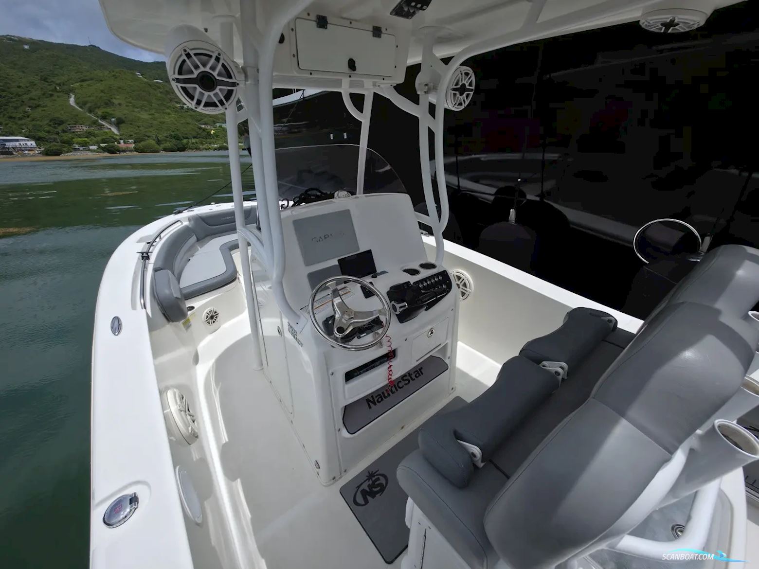 Nauticstar 2602 Legacy