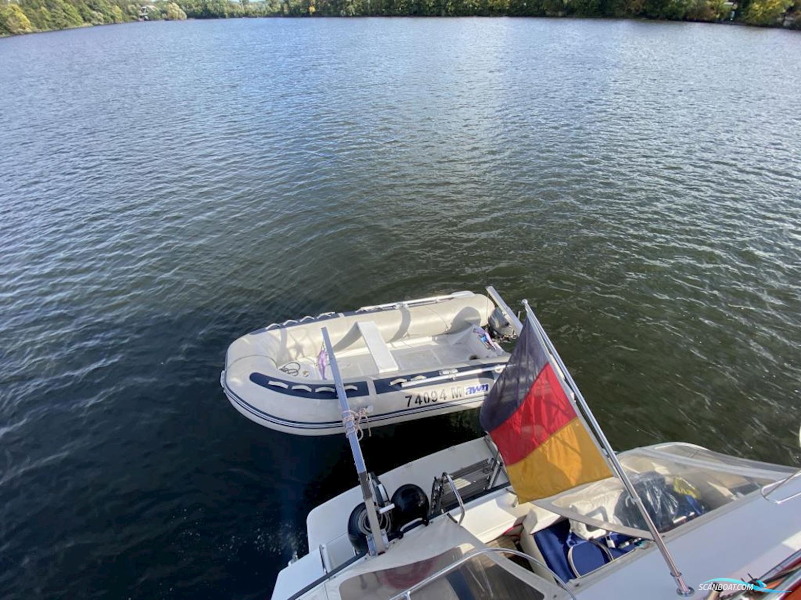 Neptunus 138 Sedan Fly