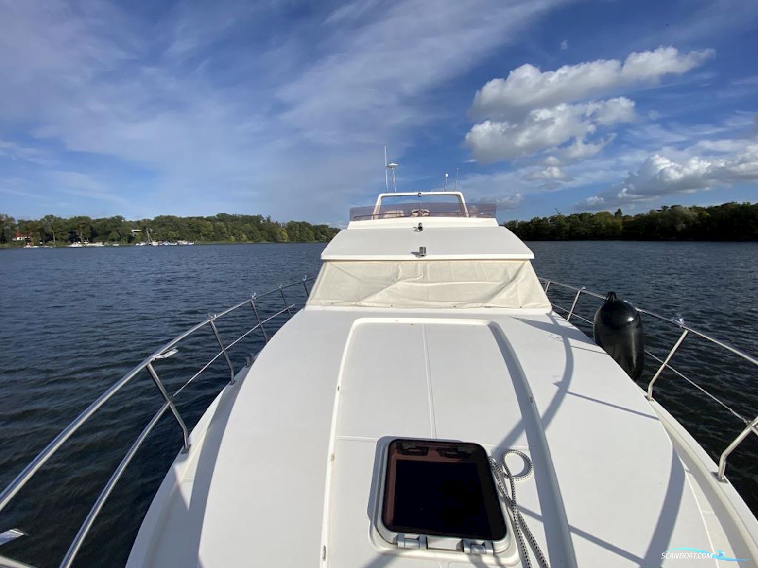 Neptunus 138 Sedan Fly