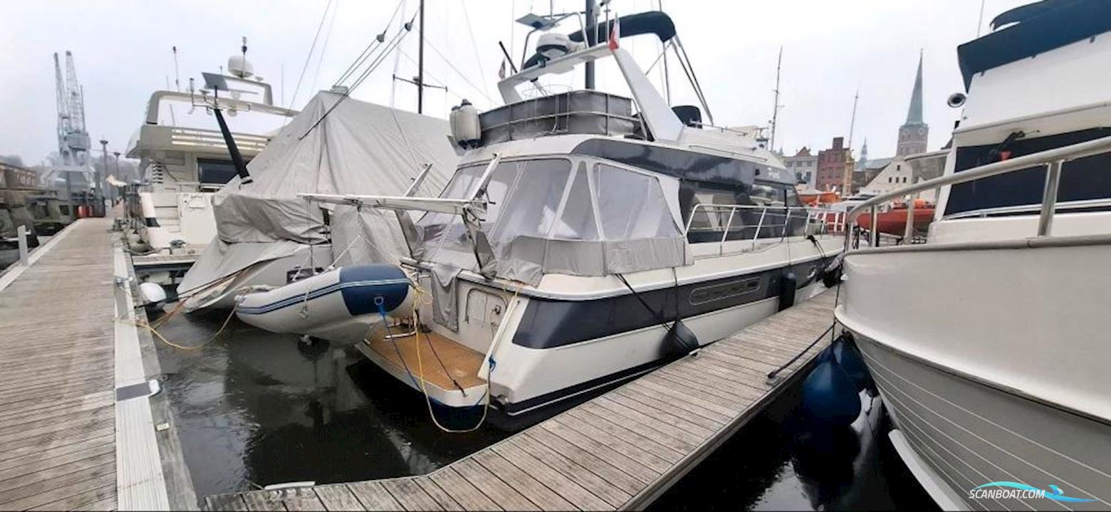 Neptunus 138 Sedan Fly