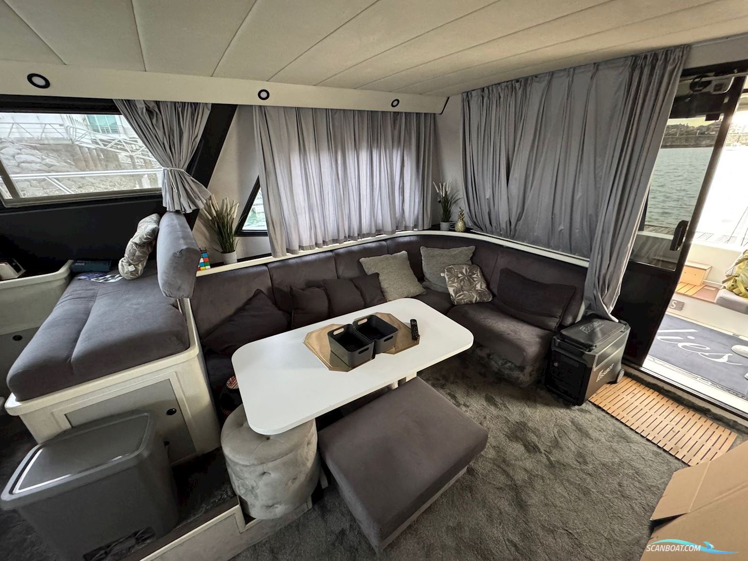 Neptunus 138 Sedan Fly