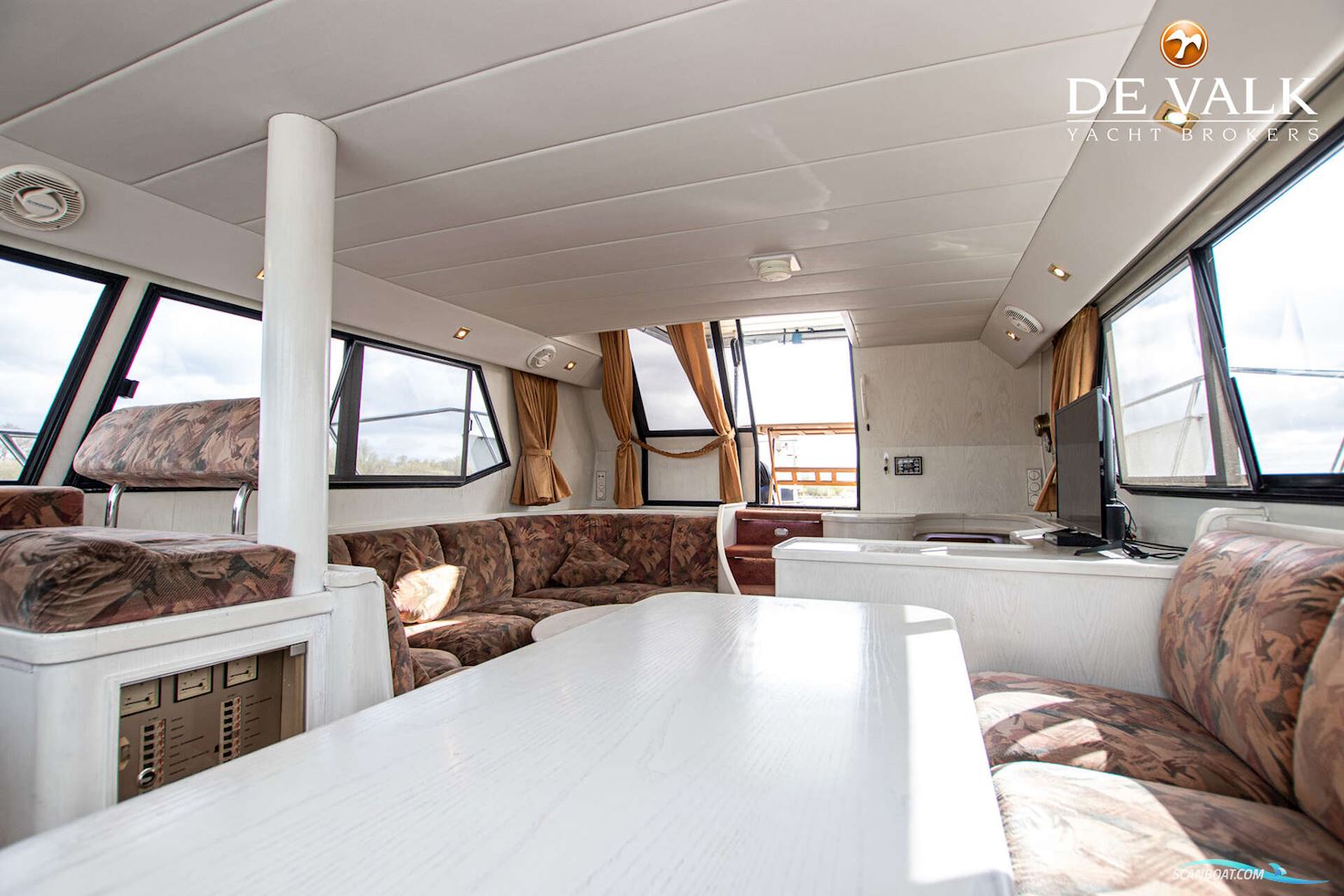Neptunus 145 Flybridge