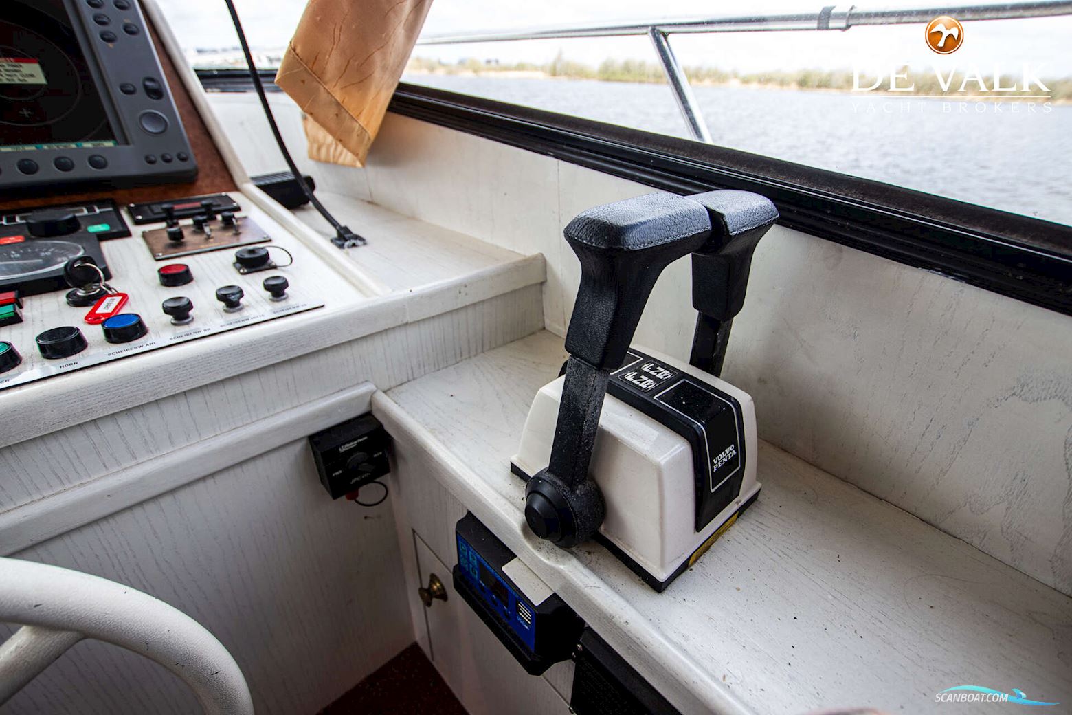 Neptunus 145 Flybridge