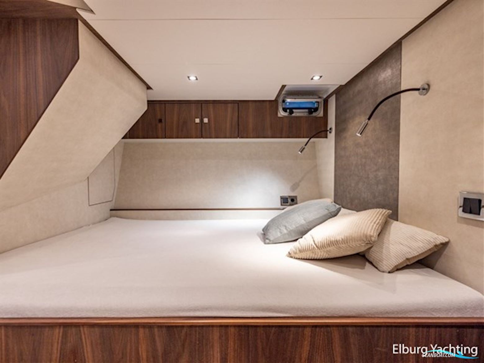 NG Explorer 50 - MY Wild Thing