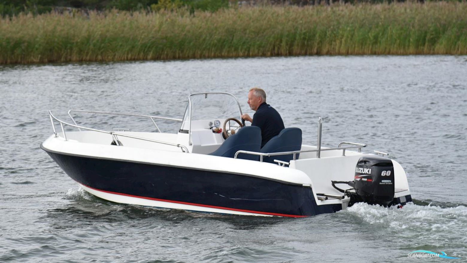 Nicki Seamaster 560 Motorboten 2011, met Suzuki motor, Sweden
