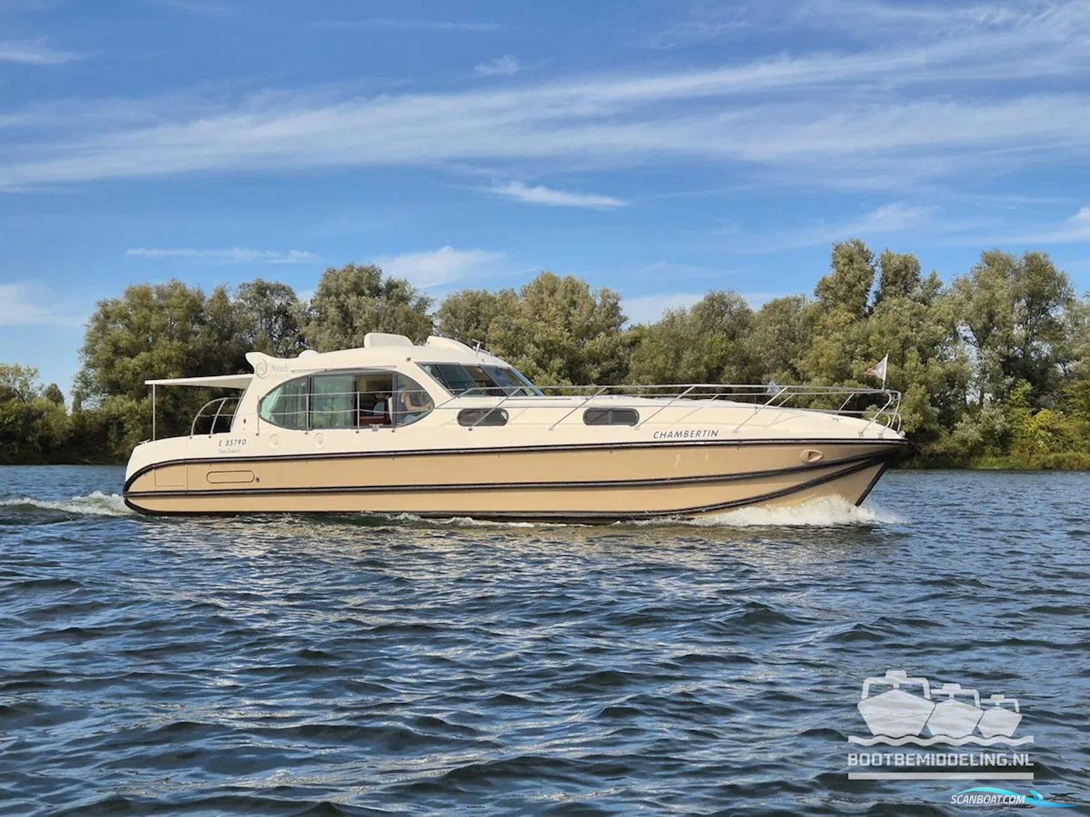 Nicols Yacht Sixto Prestige Motorboten 2013, The Netherlands