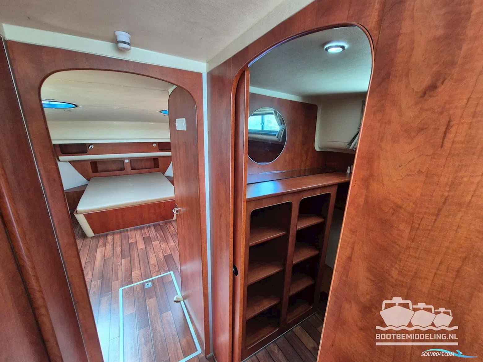 Nicols Yacht Sixto Prestige