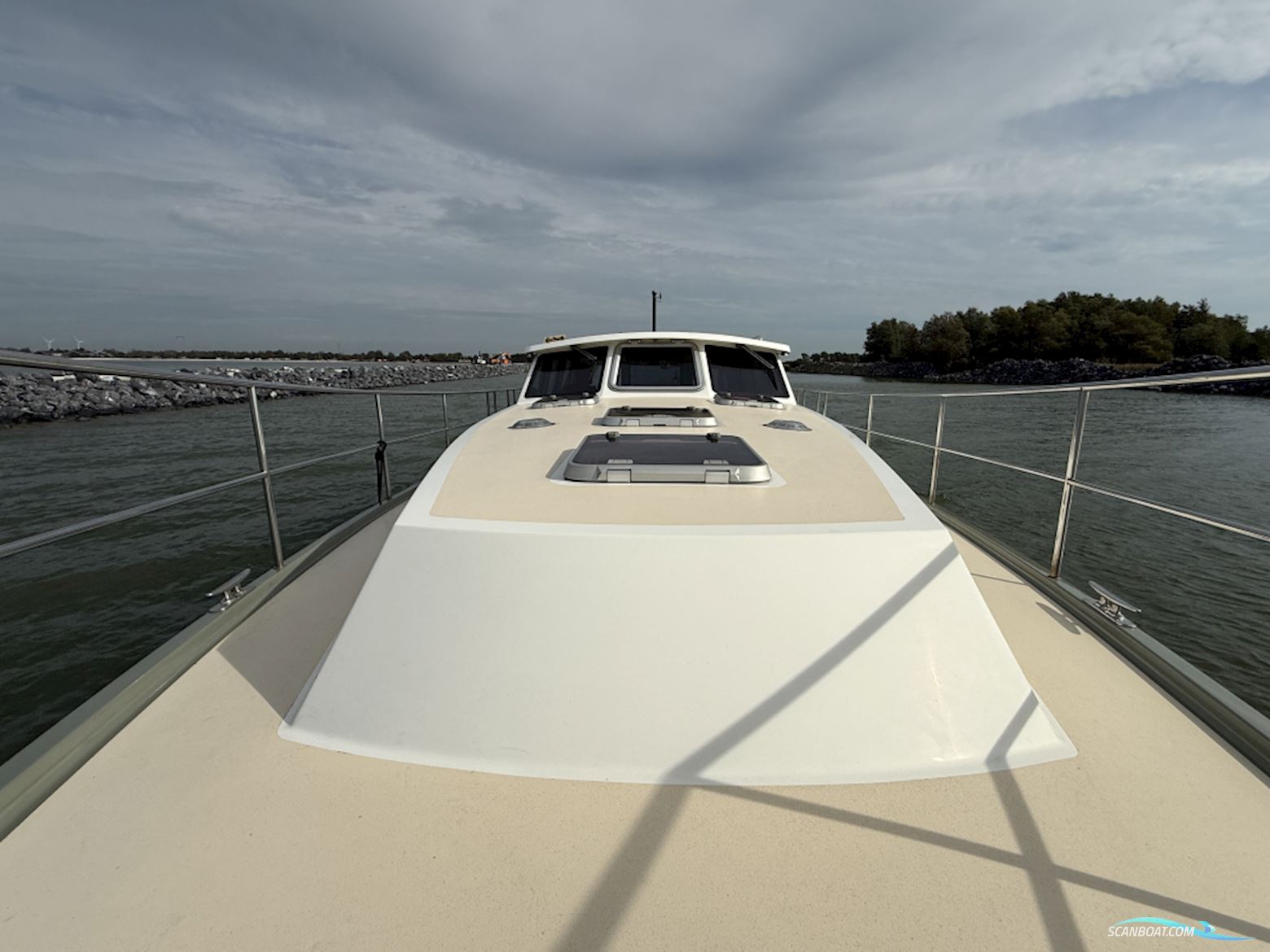 Nigel Irens Rangeboat 46 low displacement yacht