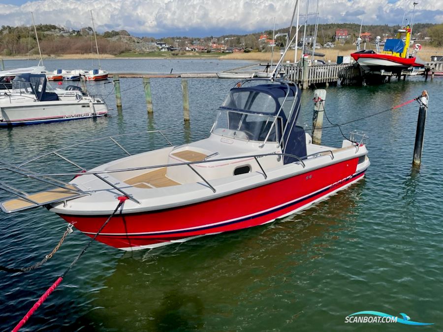 Nimbus 230 R Motorboten 2004, met Volvo Penta 5,7 gxi motor, Sweden