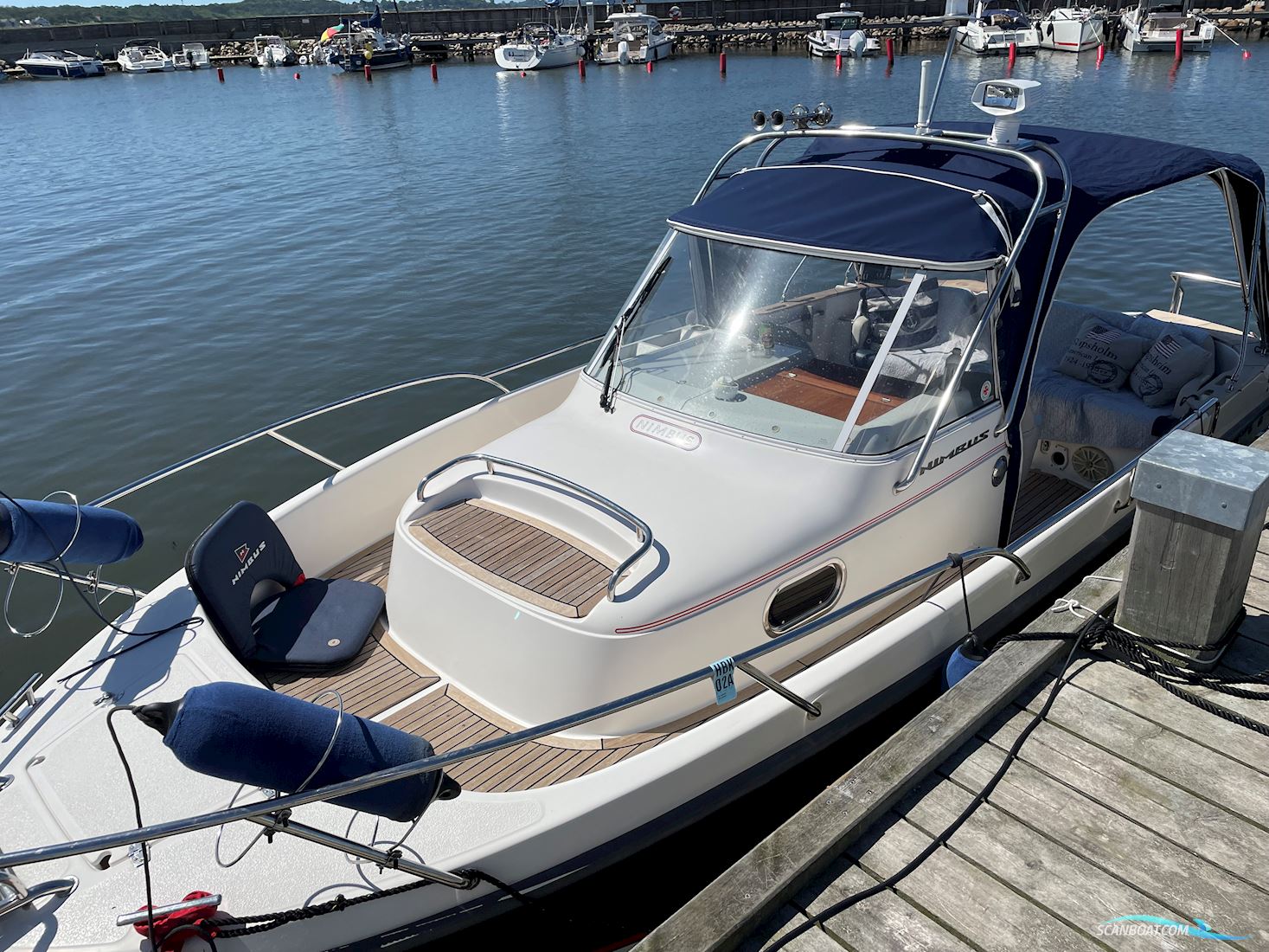 Nimbus 250 Motorboten 2001, met Volvo Penta Kad 32 motor, Sweden