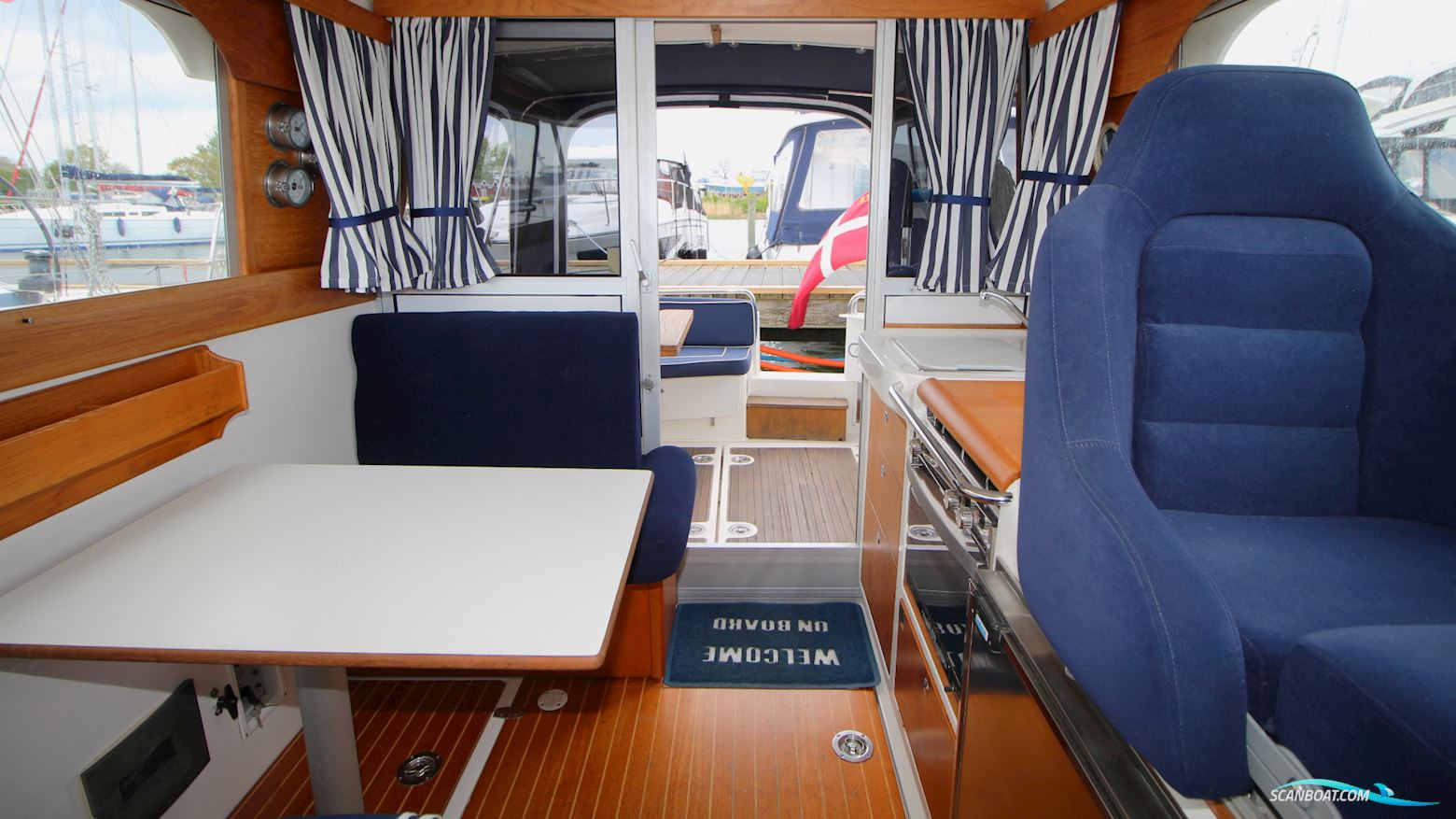 Nimbus 280 Coupe