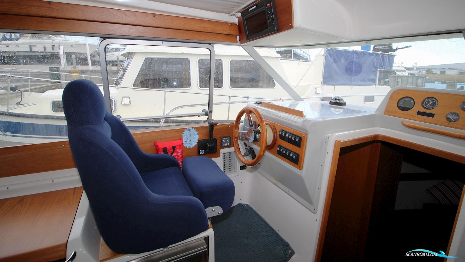 Nimbus 280 Coupe