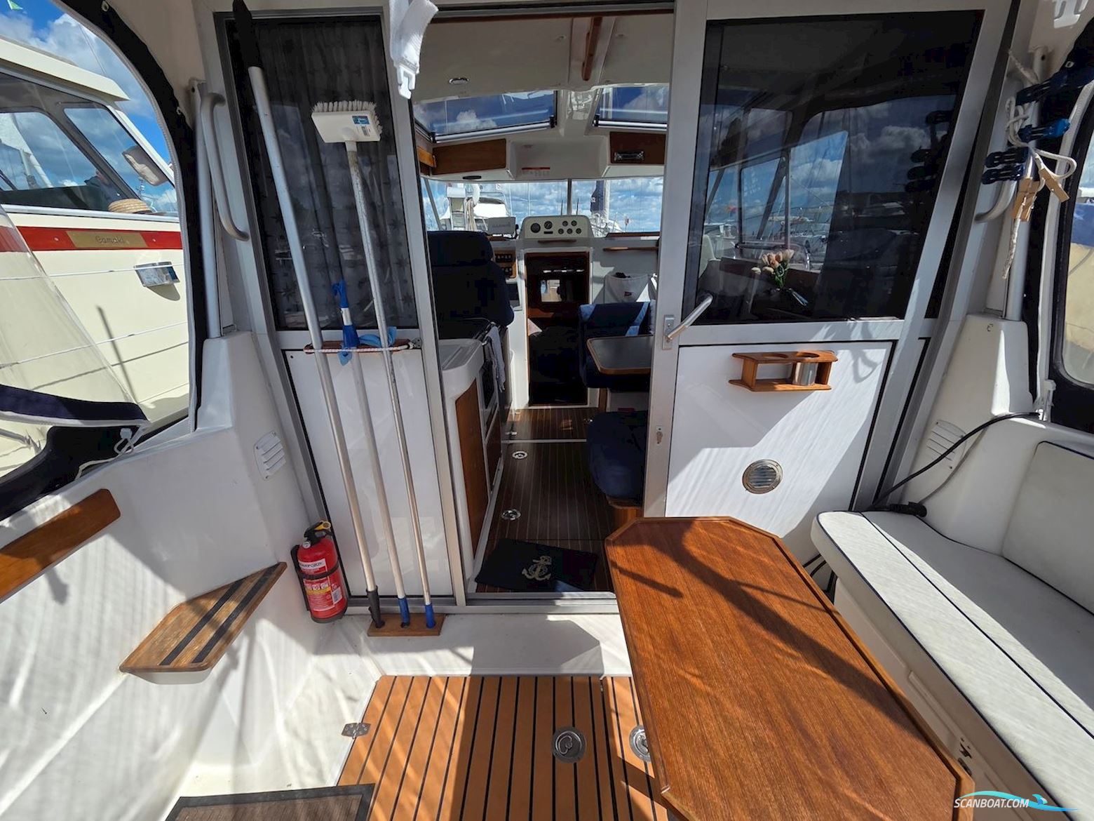 Nimbus 280 Coupe