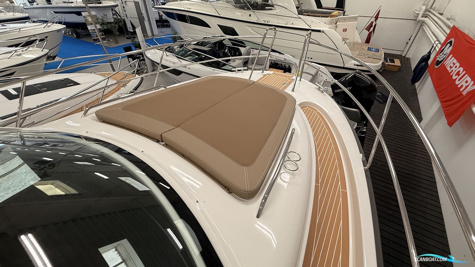 Nimbus 305 Coupé