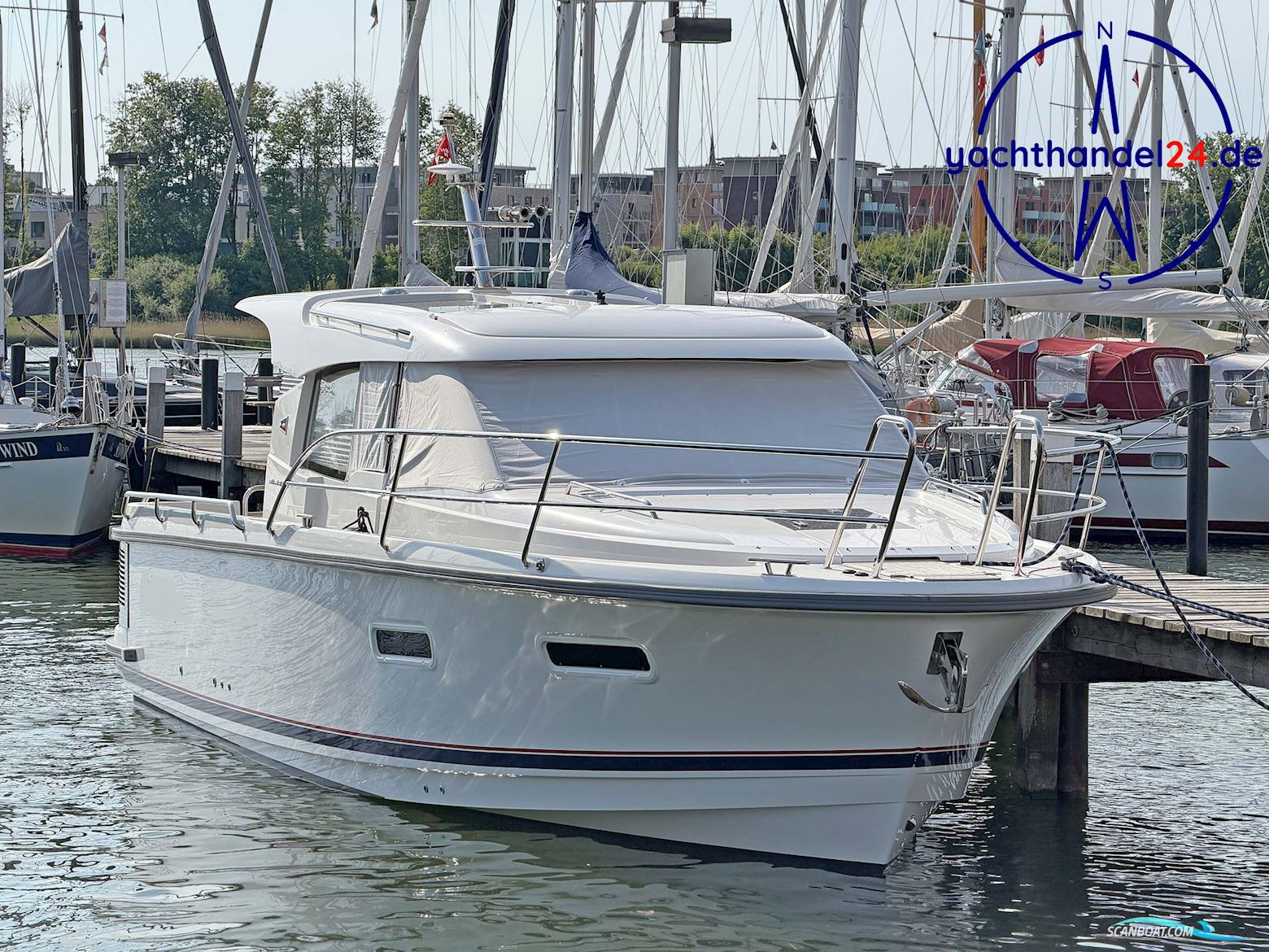 Nimbus 305 Coupé