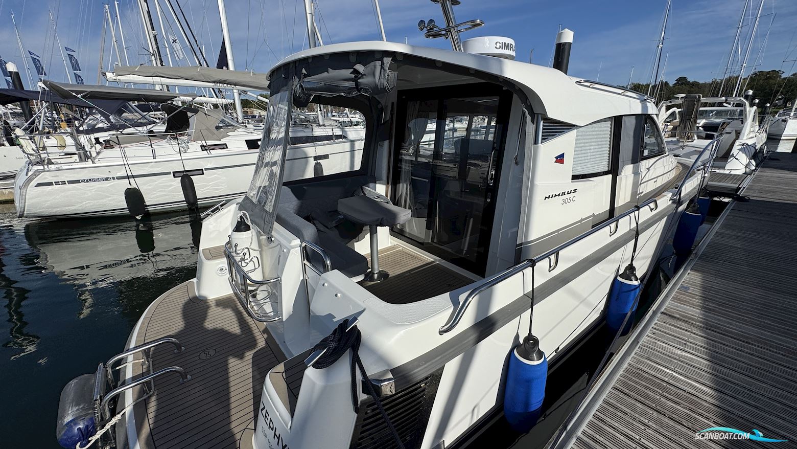 Nimbus 305 Coupe
