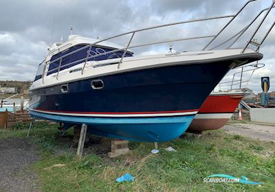 Nimbus 320 Coupe Motorboten 2005, met D4-210 A motor, United Kingdom