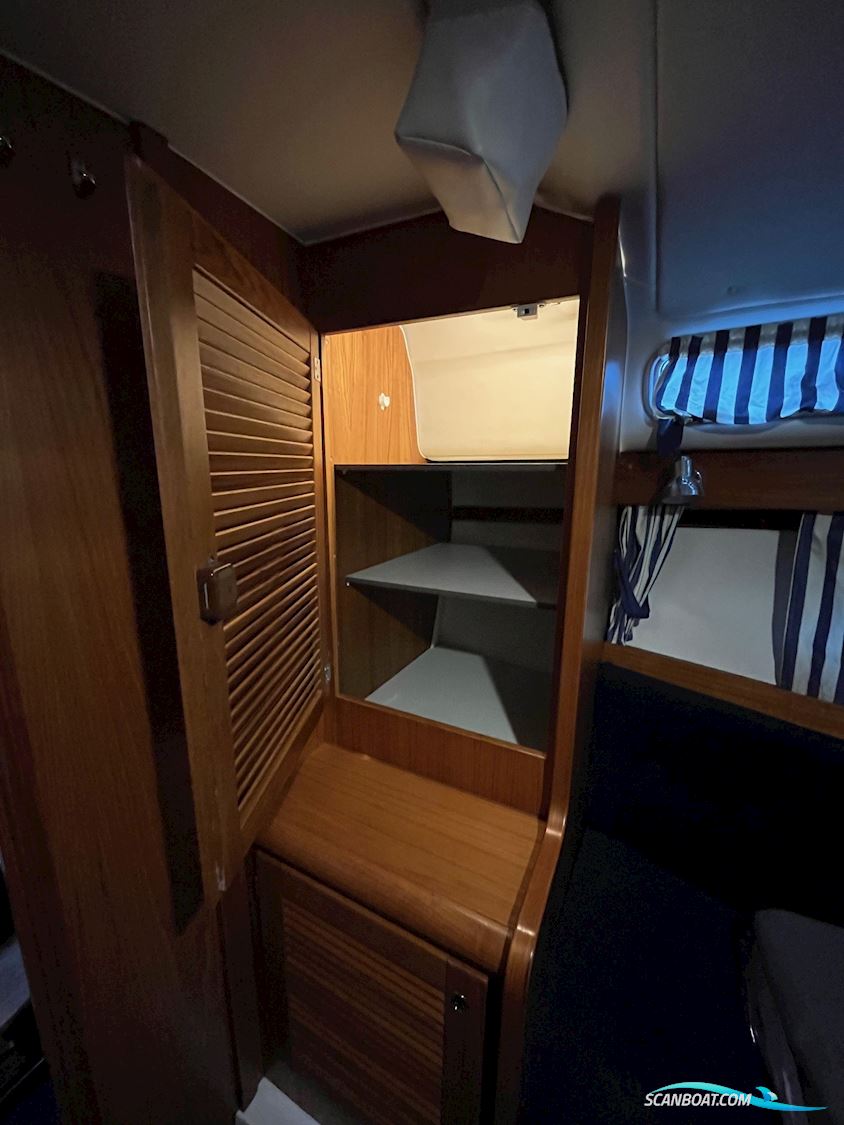 Nimbus 320 Coupe